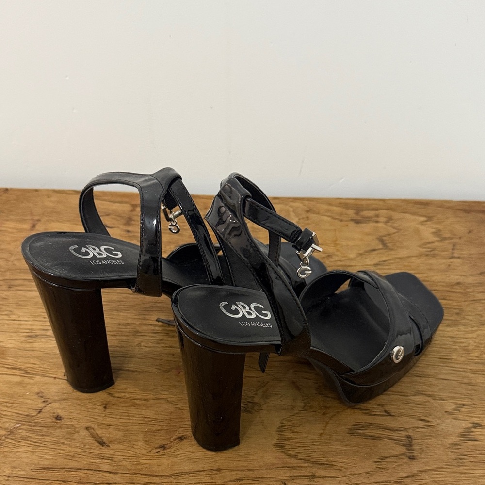 GBG Los Angeles Black Strappy Heels